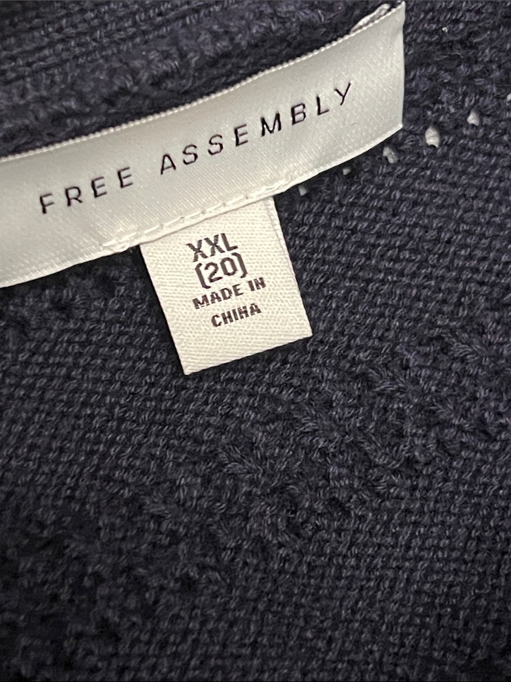 Free Assembly| Puff Sleeve Crochet Cardigan Size XXL - Picture 2 of 13